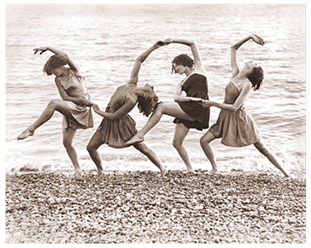 4 Beach Dancers